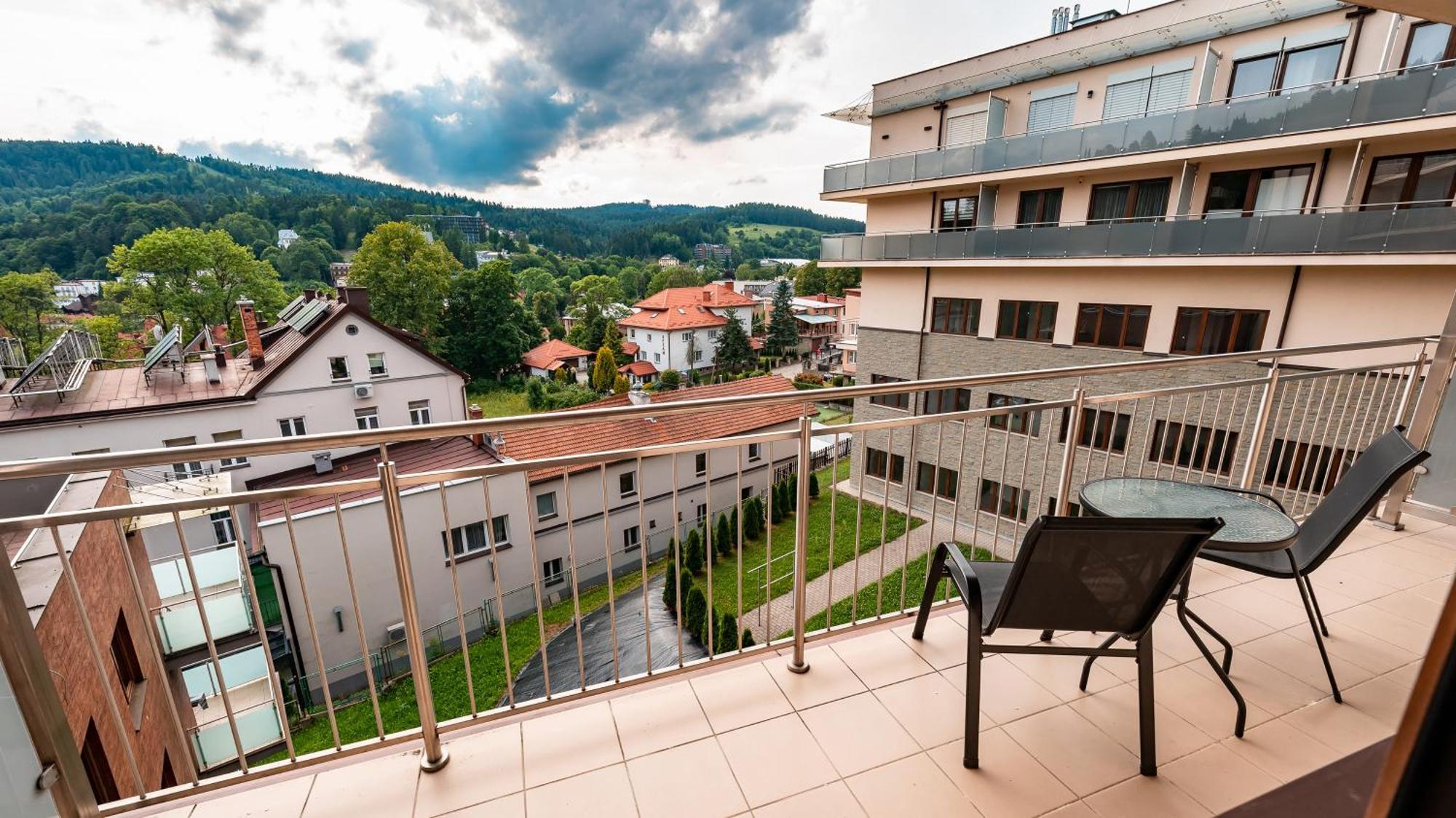 Apartamenty Sun & Snow Zielony Zdroj Krynica-Zdrój Exteriör bild